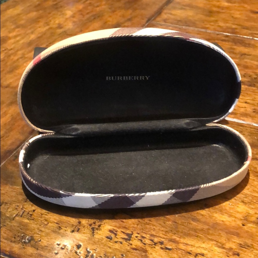 Burberry Sunglass Case